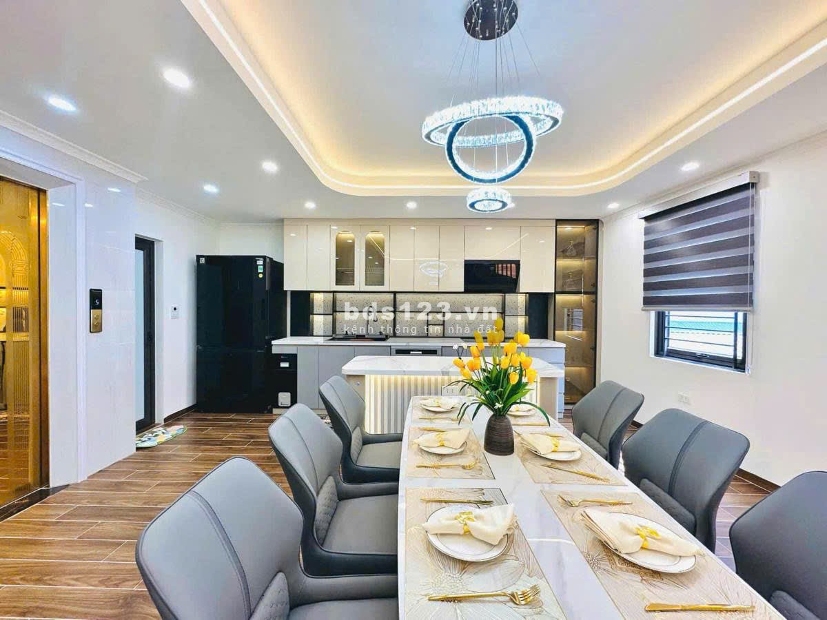 Siêu Phẩm Hiếm! Bán Nhà Đẹp, Thang Máy Quận Đống Đa - 141…