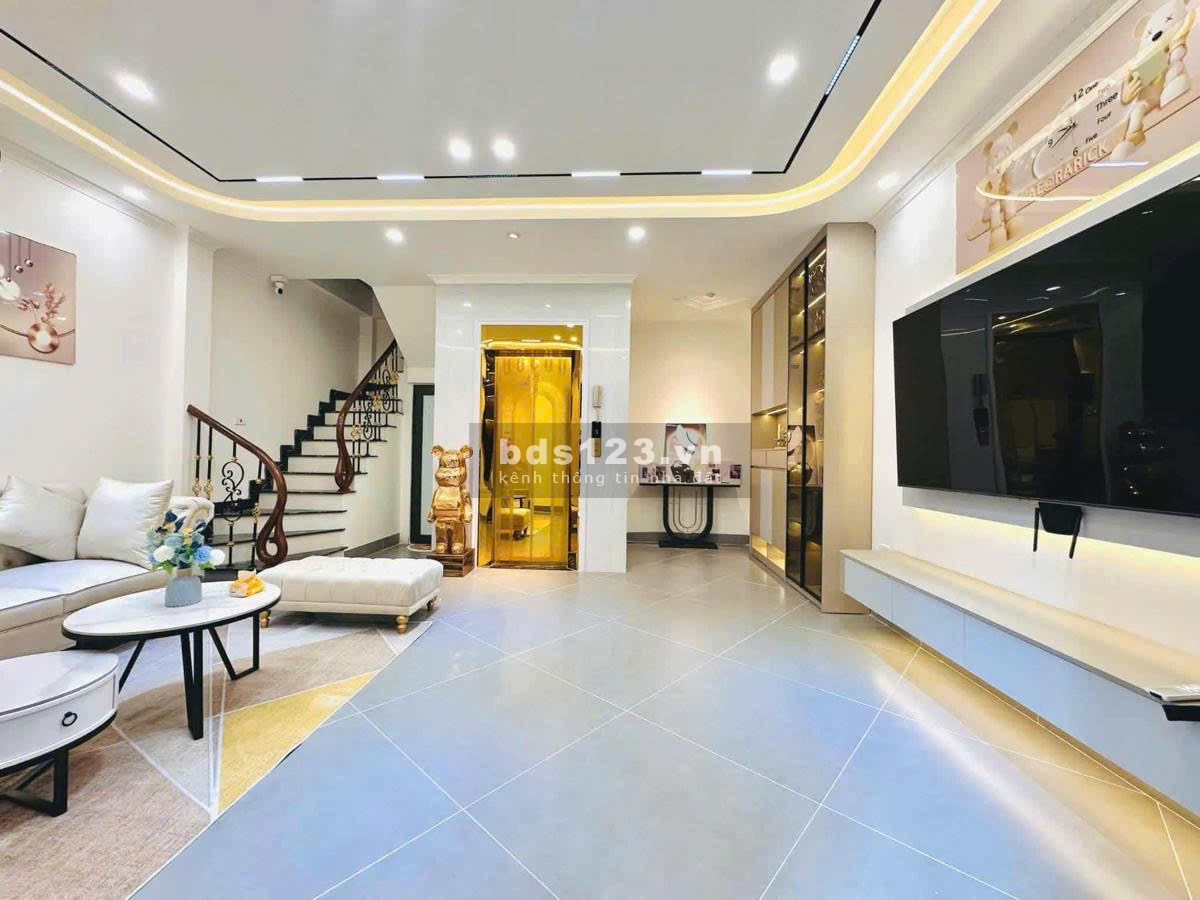 Siêu Phẩm Hiếm! Bán Nhà Đẹp, Thang Máy Quận Đống Đa - 141…