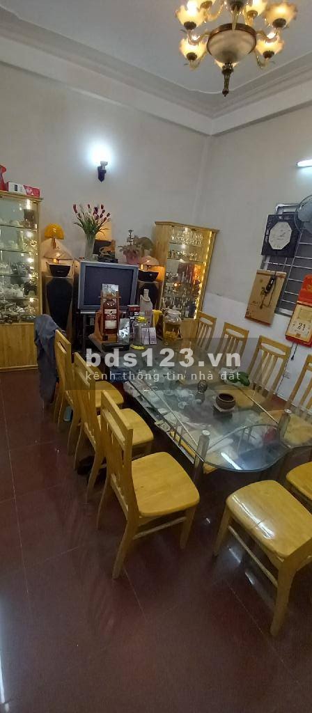 Bán nhà 6 tầng Nam Dư – khung cột bê tông chắc chắn – ô…