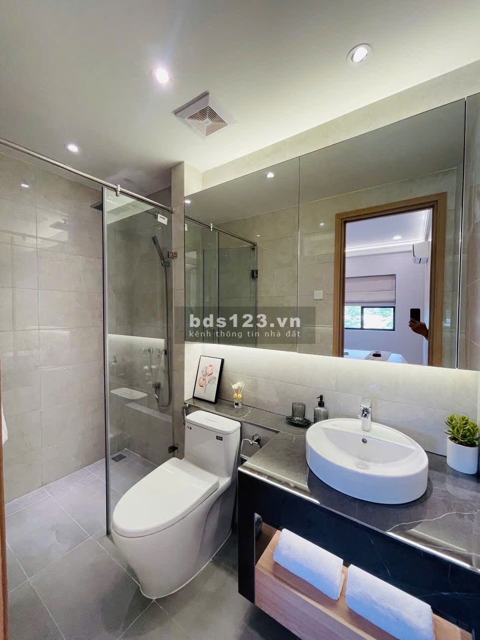 Căn hộ 2PN full nội thất – View thoáng mát, giá chỉ 1,4 tỷ…