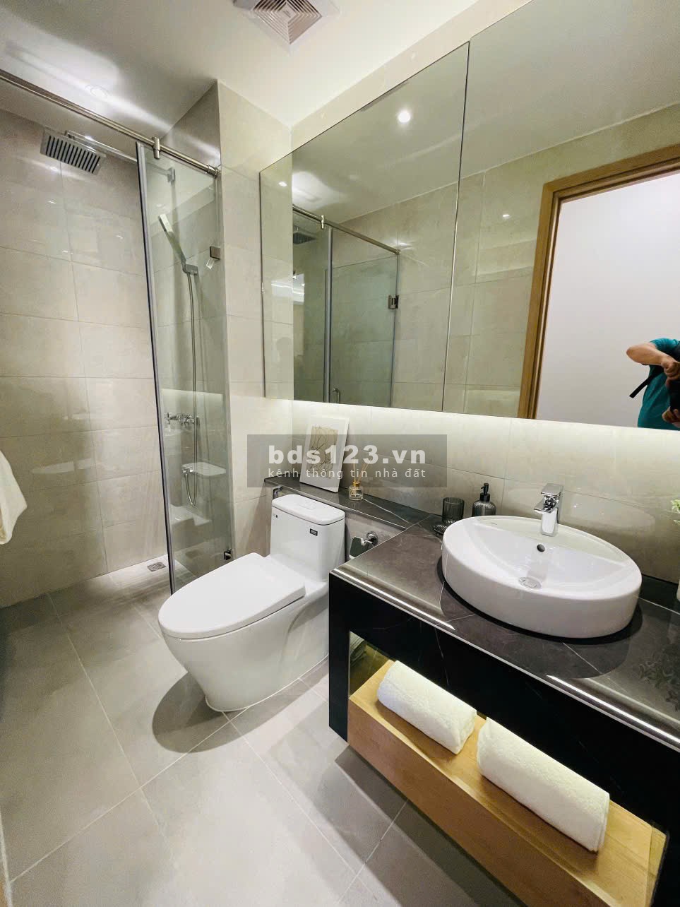 Căn hộ 2PN full nội thất – View thoáng mát, giá chỉ 1,4 tỷ…