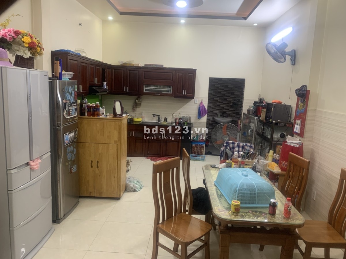 Bán nhà 2 lầu hẻm xe hơi lớn số 67/11 Lê Thị Hoa TP Thủ Đức