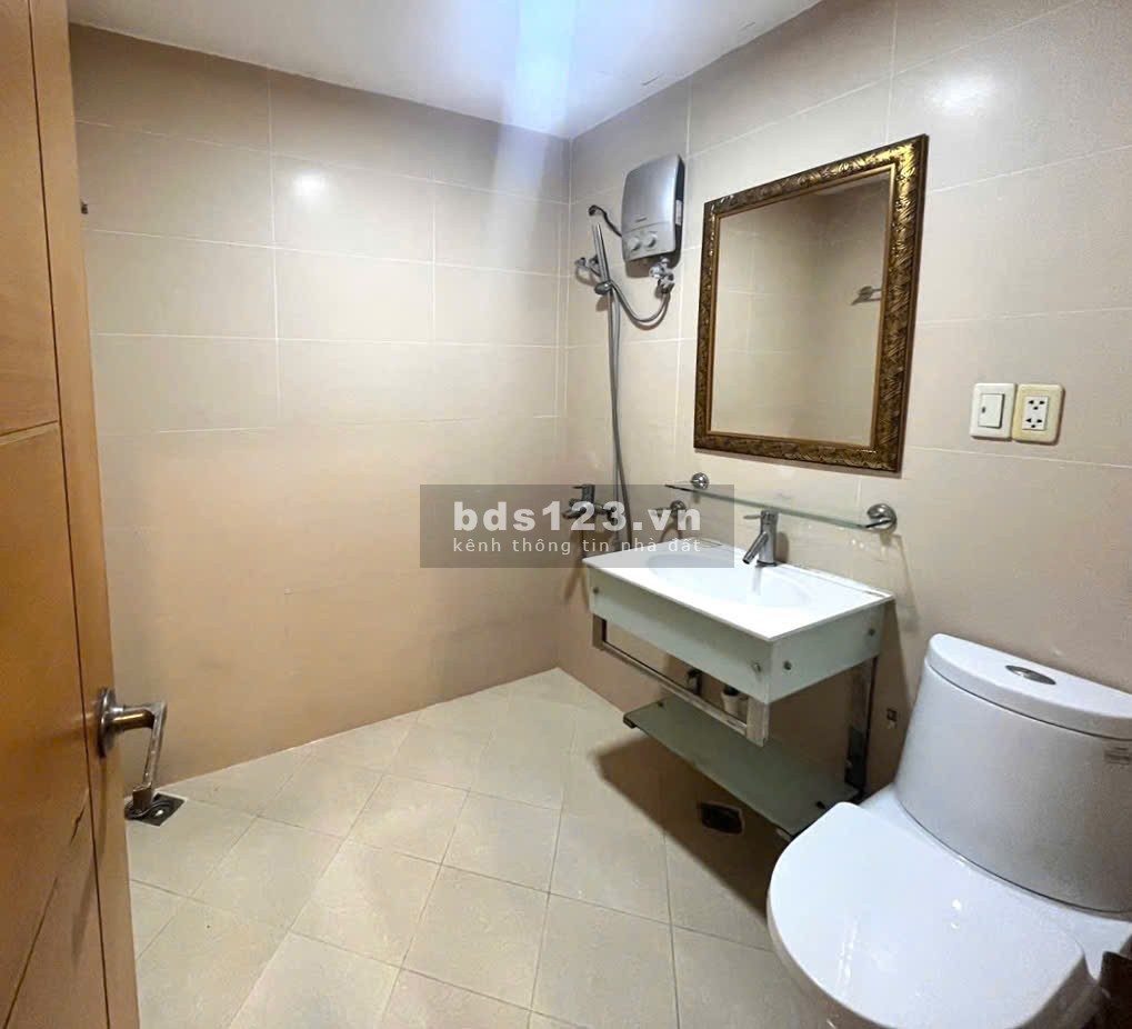 Căn góc 81m2 Hoàng Kim Thế Gia, sổ hồng sẵn, TT 950tr ở ngay