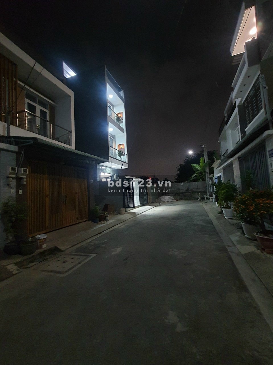 Bán nhà mới đường số 8 Linh Xuân Thủ Đức TPHCM, LH 0909428959