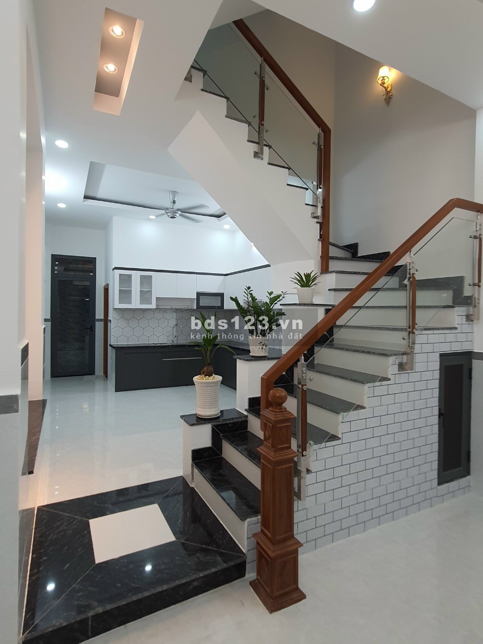 Bán nhà mới đường số 8 Linh Xuân Thủ Đức TPHCM, LH 0909428959