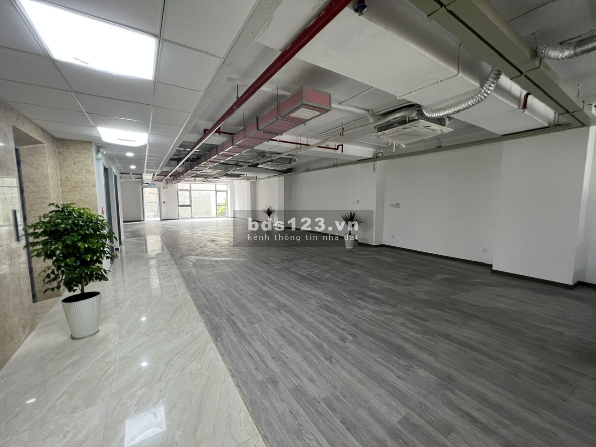 Toà nhà văn phòng ANT OFFICE Mới 100% giá chỉ 16USD/m2.
