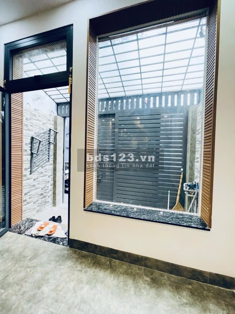 Nhà bán đường Tôn Thất Thuyết Quận 4 RỘNG ĐẸP 50m2 TẶNG…