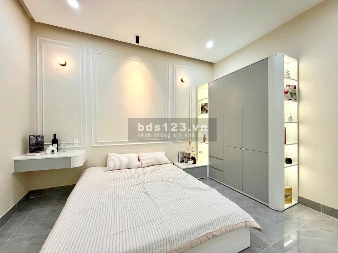 Nhà 2 tầng mới, full nội thất, kiệt Hải Phòng – Giá chưa…