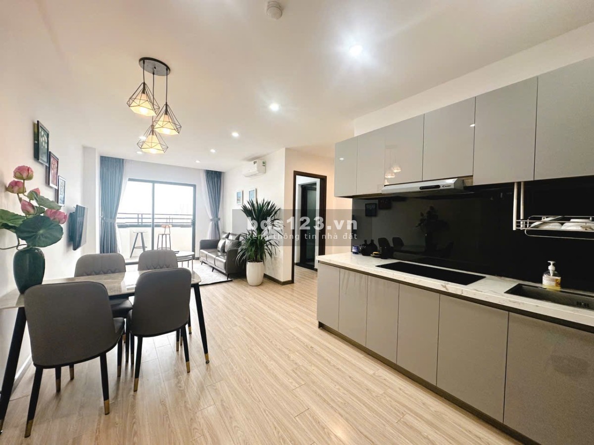 Bán căn hộ Mường Thanh 2PN 66m2 full nội thất, sát biển Mỹ Khê.