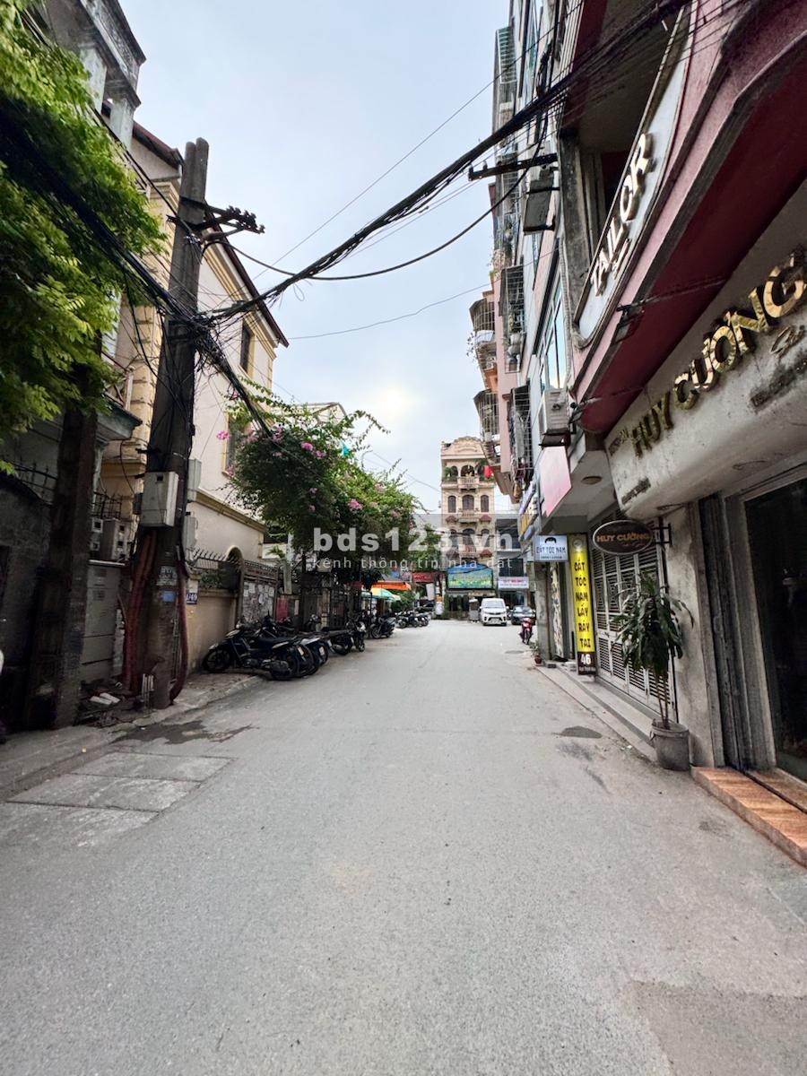 Bán nhà phố Tôn Đức Thắng 8 tầng thang máy Gara ô tô, ngõ…