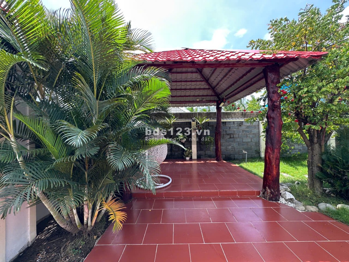 NHÀ VƯỜN 8x32M (256M2) TẠI TP.HCM GIÁ CHỈ 2,5 TỶ