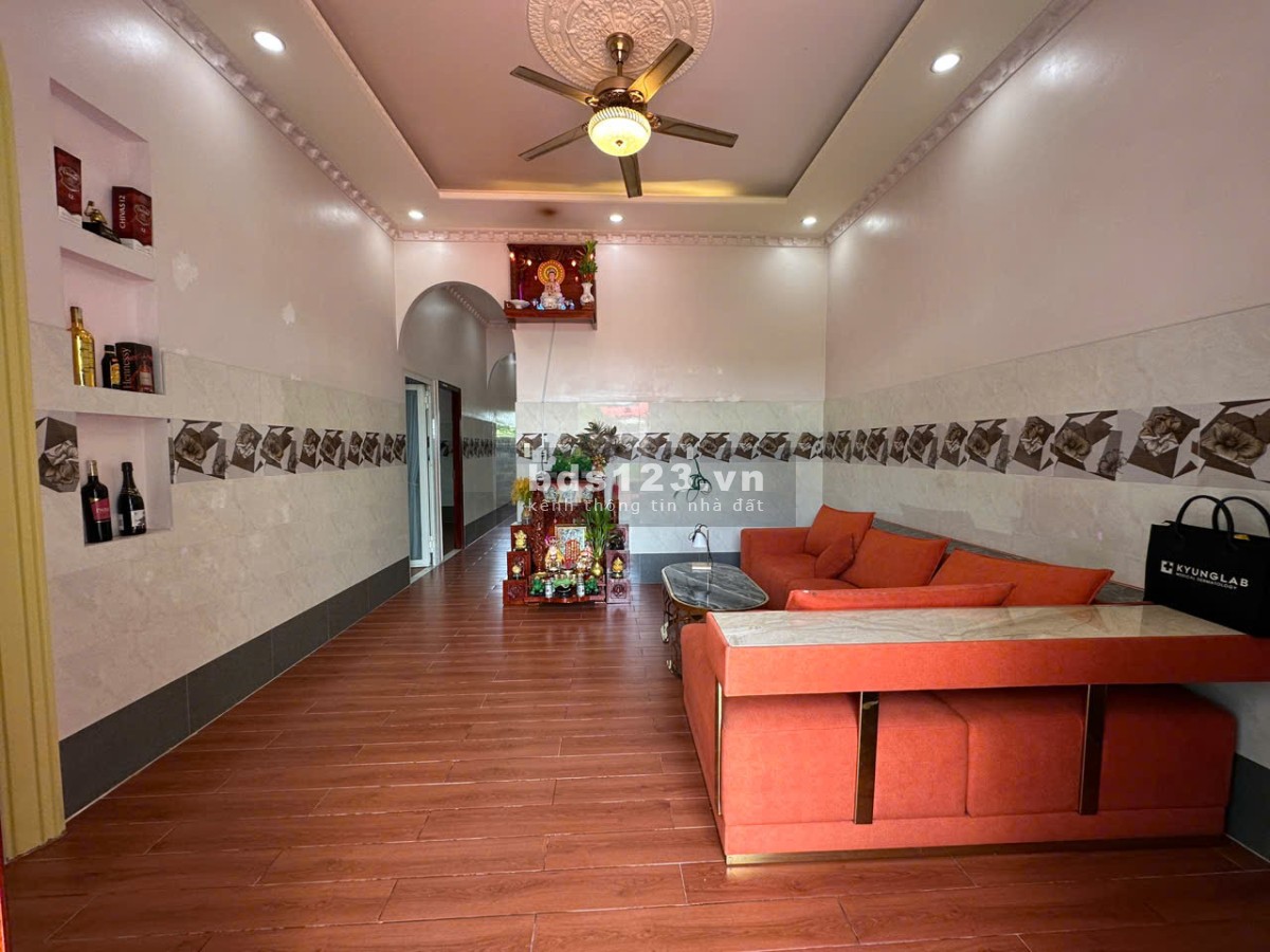 NHÀ VƯỜN 8x32M (256M2) TẠI TP.HCM GIÁ CHỈ 2,5 TỶ
