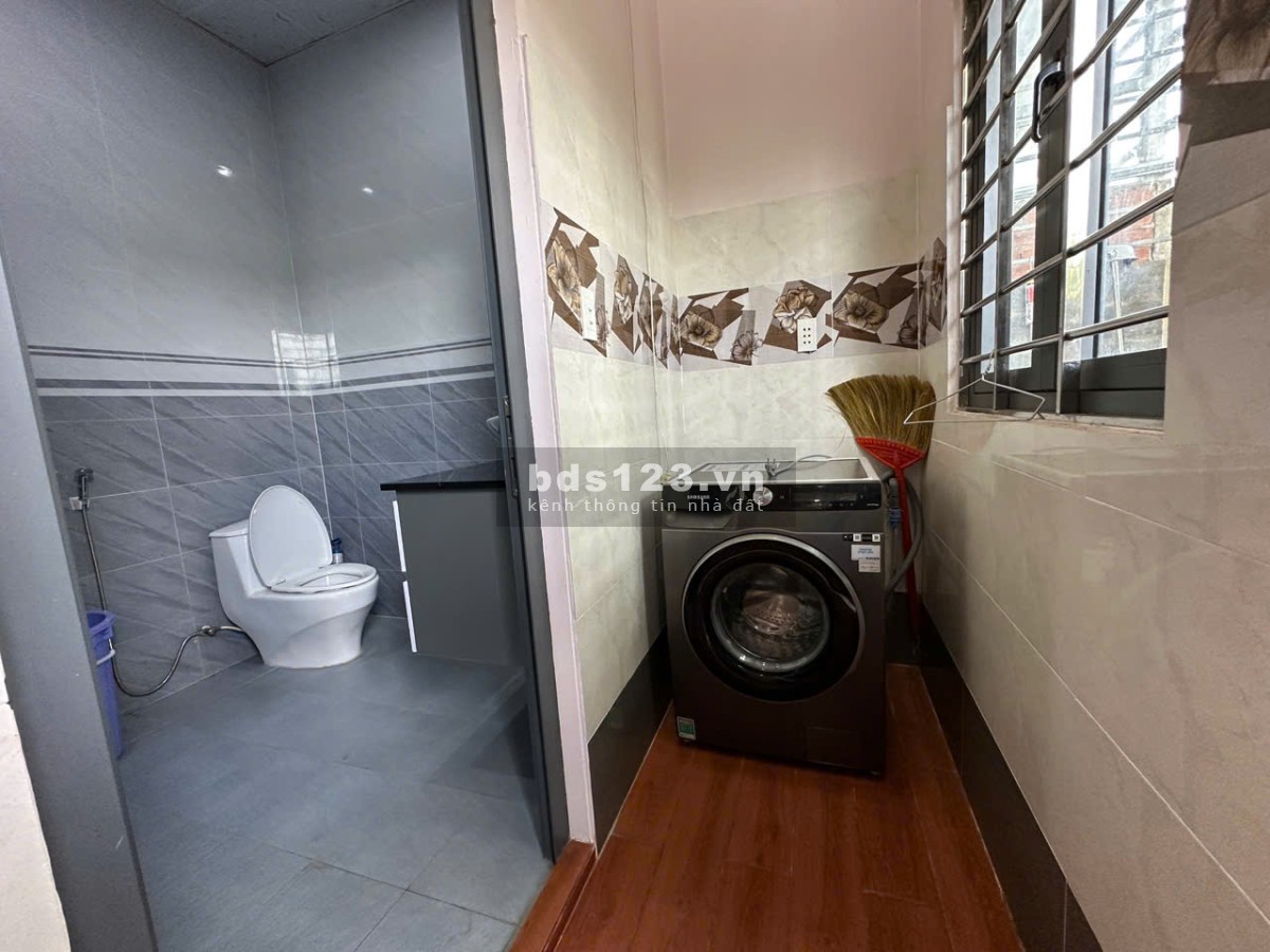 NHÀ VƯỜN 8x32M (256M2) TẠI TP.HCM GIÁ CHỈ 2,5 TỶ