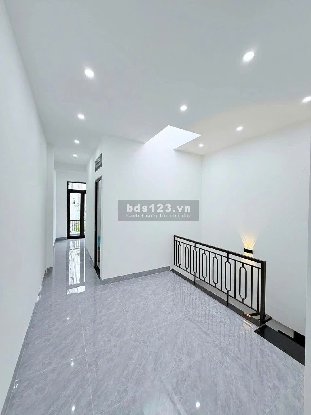 Nhà 2 tầng mới xây Full nội thất đẹp Kiệt Điện Biên Phủ…