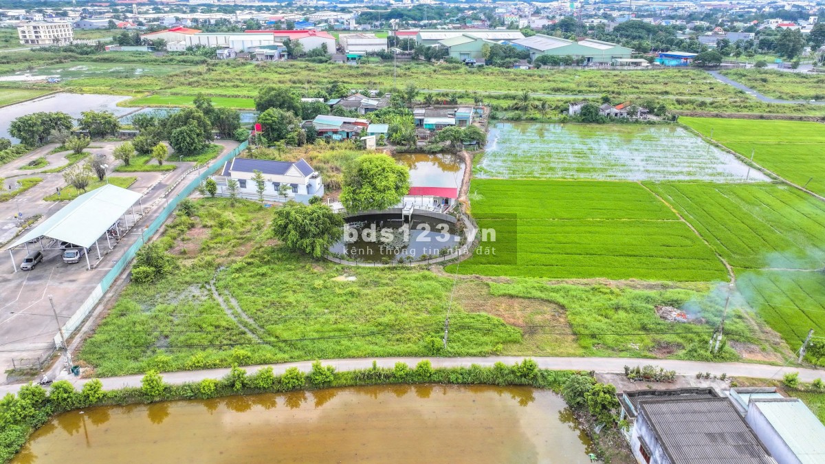Đất Bến Lức – Long An, chỉ từ 2,3 tỷ. Pháp lý rõ ràng,…
