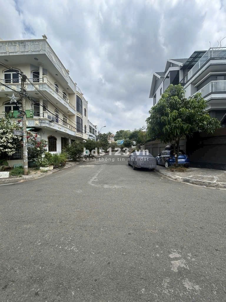 NHÀ ĐẸP 3 TẦNG - BÌNH TÂN TÊN LỬA - 80M² (4X20)