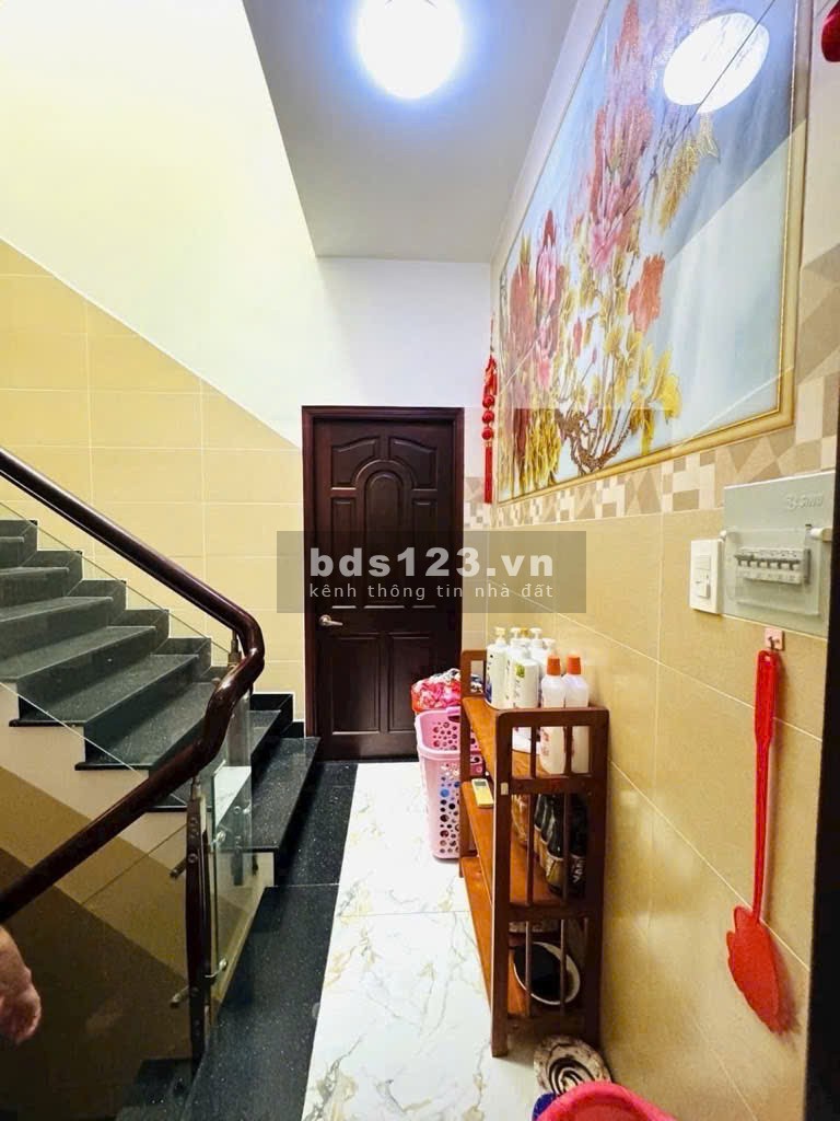 NHÀ ĐẸP 3 TẦNG - BÌNH TÂN TÊN LỬA - 80M² (4X20)