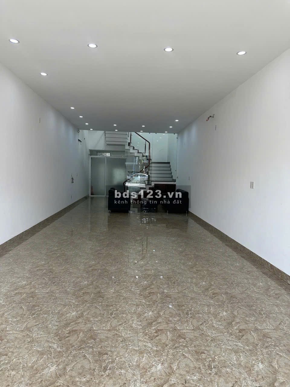 Mặt tiền kinh doanh đường Lê Đại Hành - Giá chưa đến 10 tỷ