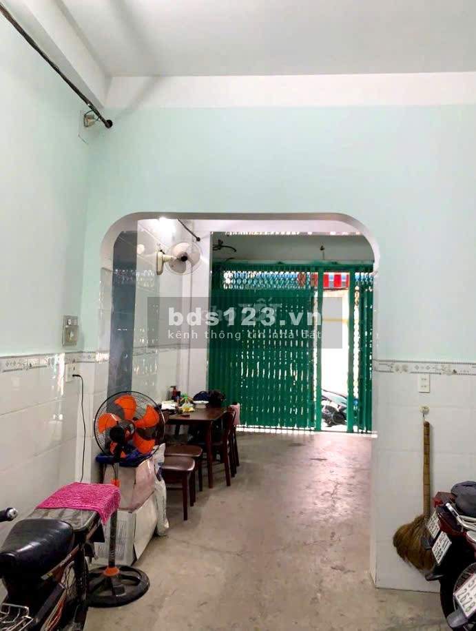 Bán nhà HXH 336 Nguyễn Văn Luông P12 Q6 2 lầu 1 sân thượng