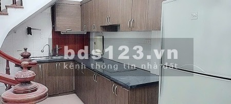 Chính chủ cho thuê nhà riêng 35m2 + 4 phòng ngủ + ngõ 81 Lương…