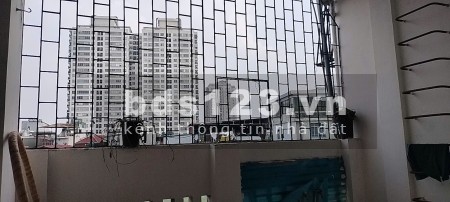 Chính chủ cho thuê nhà riêng 35m2 + 4 phòng ngủ + ngõ 81 Lương…