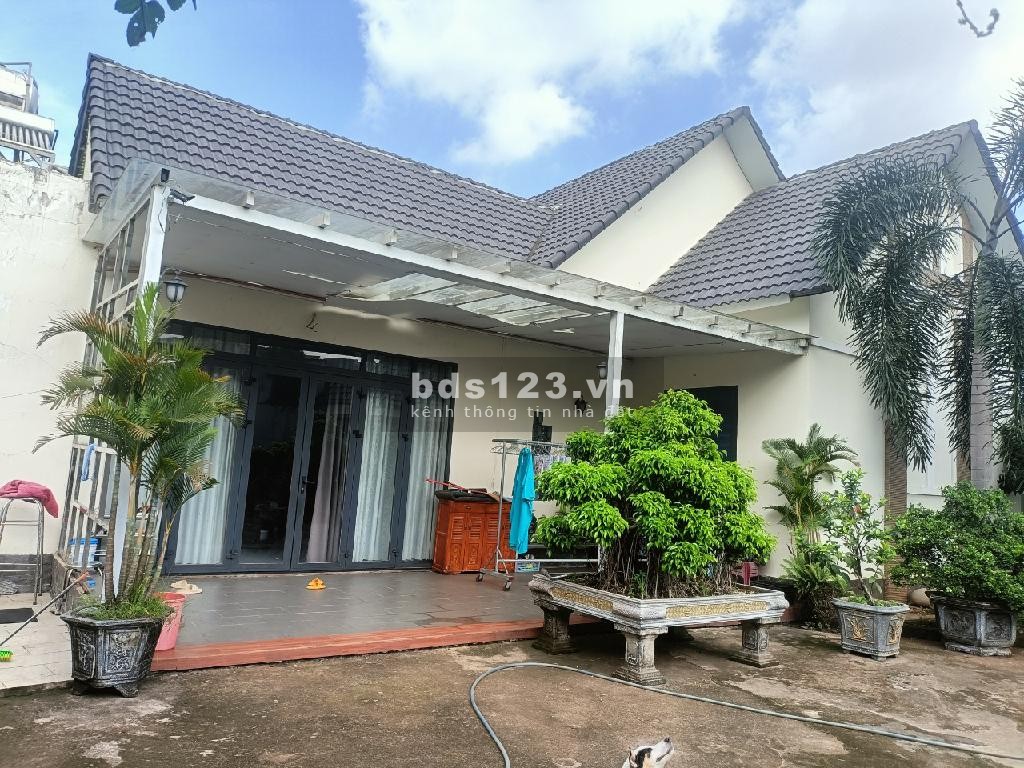 Biệt thự 620m² (20m x 30m), QL51, Biên Hòa, Nhà mới, ở ngay, 20…