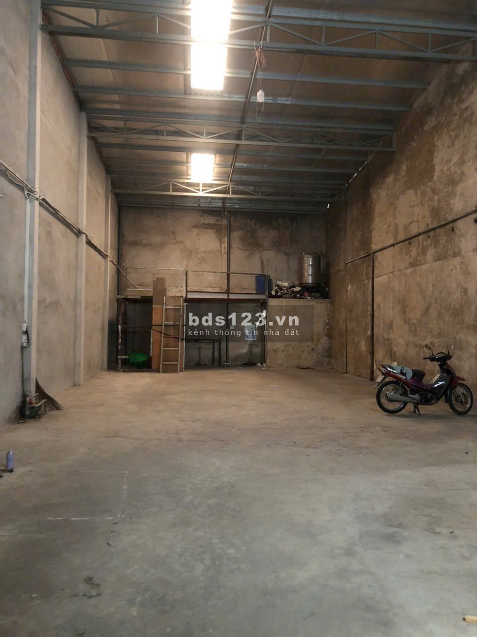 Chính chủ cho thuê kho 200m2 tại hẻm 340 Lê Văn Quới, Bình Tân