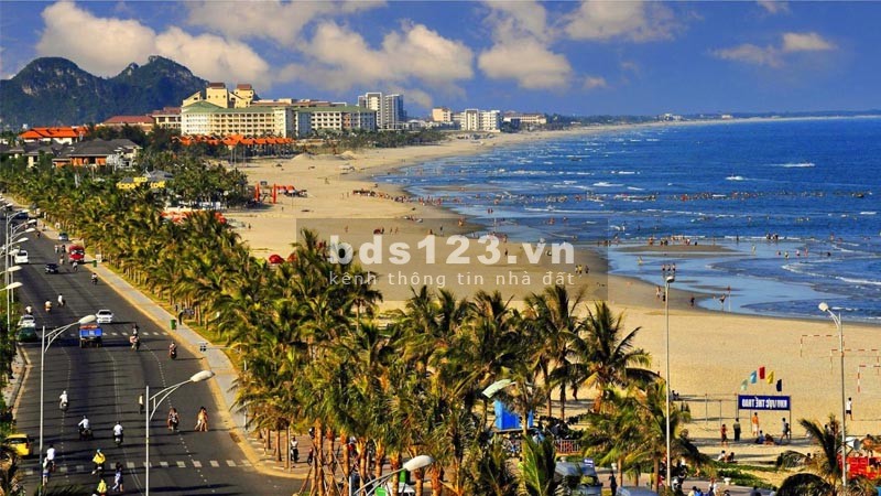  Siêu phẩm 246m2 cách biển 200m góc 2 mặt tiền Hồ Thấu - TT…