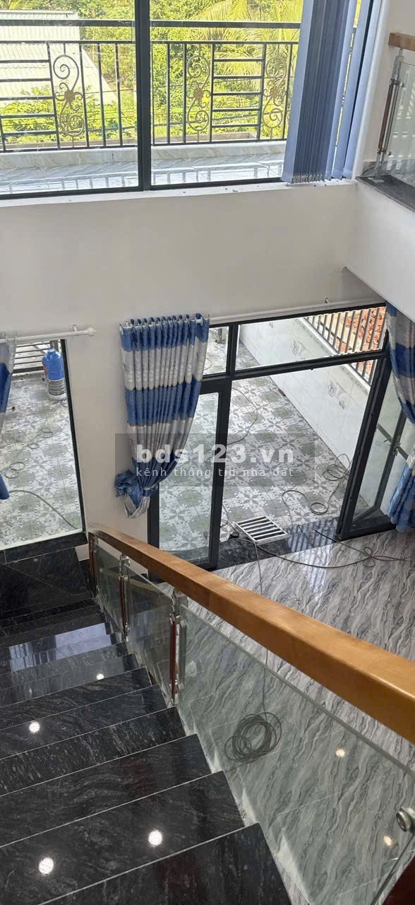 Chính chủ bán gấp nhà 2 tầng, chỉ 1,2 tỷ ở TP.HCM