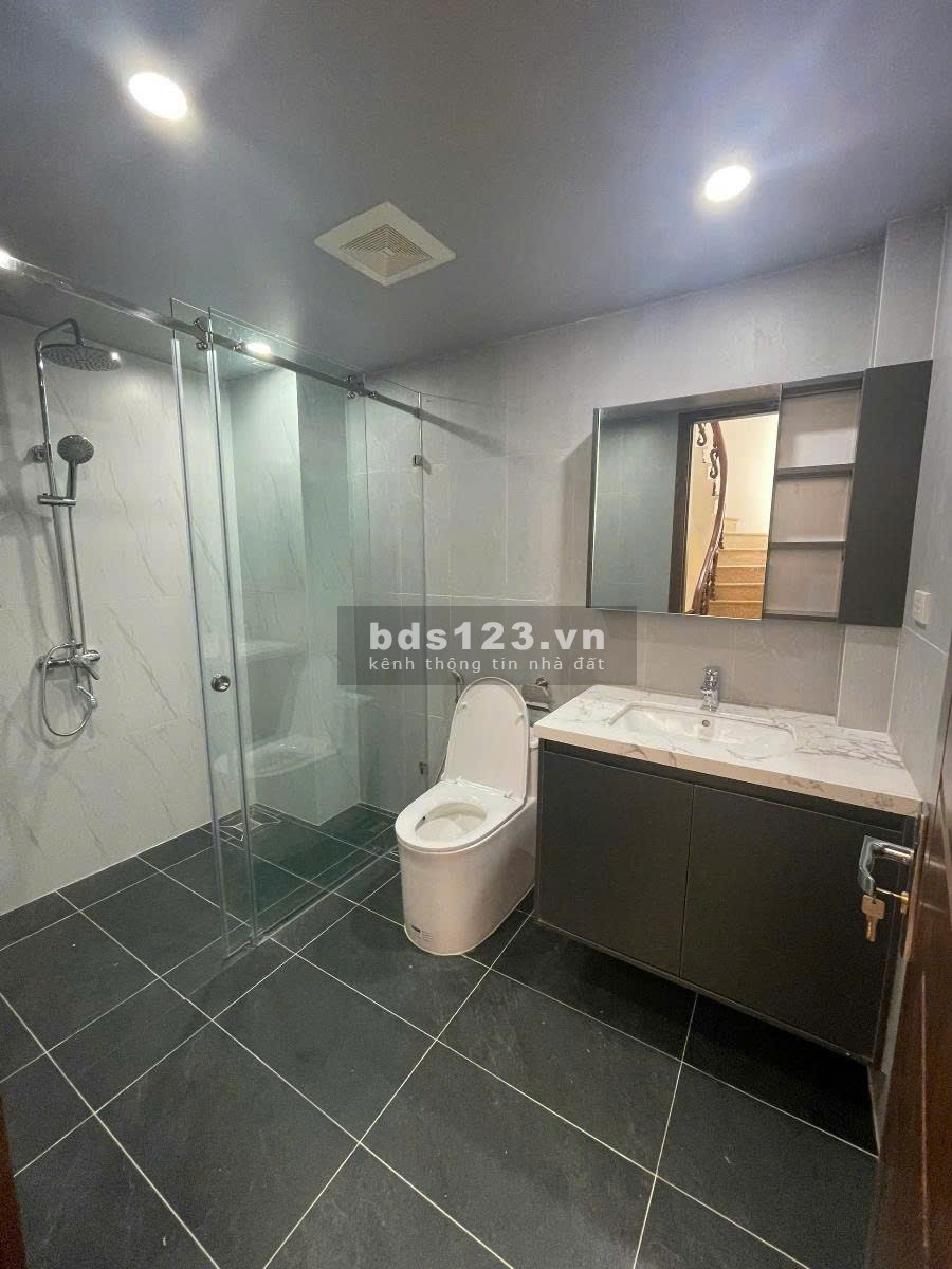 Cực hot! Nhỉnh 11 tỷ phố Bùi Xương Trạch - DT 65m² - Lô góc…