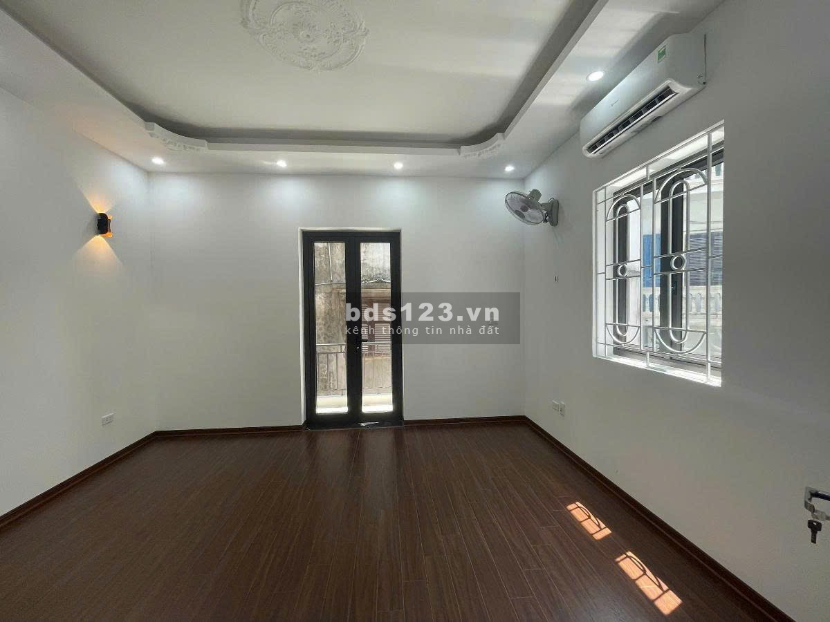 Cực hot! Nhỉnh 11 tỷ phố Bùi Xương Trạch - DT 65m² - Lô góc…