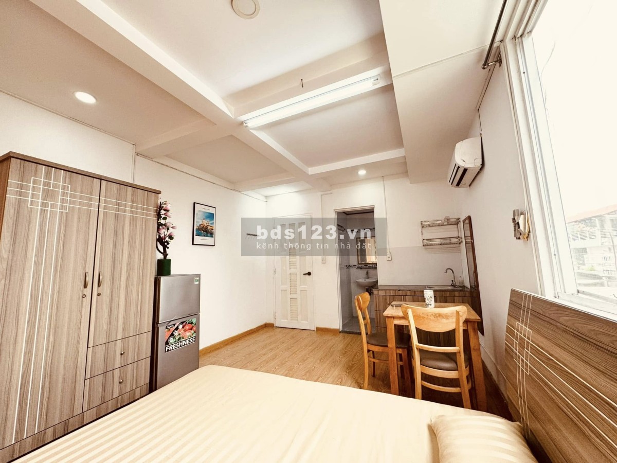 Phòng CH Studio đủ nội thất, bancon 62 Trương Công Định Q.Tân…