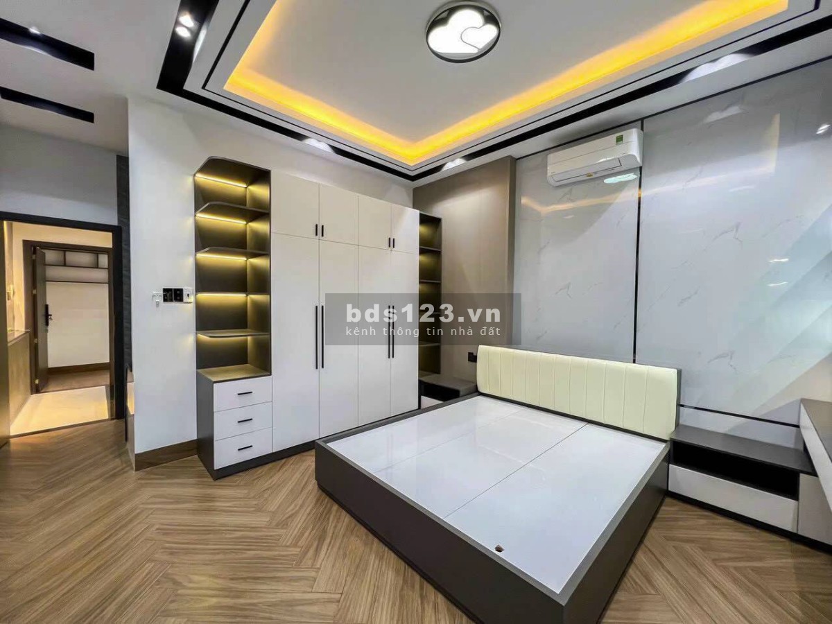 Bán nhà đẹp thiết kế hiện đại, liền kề trung tâm Thủ…