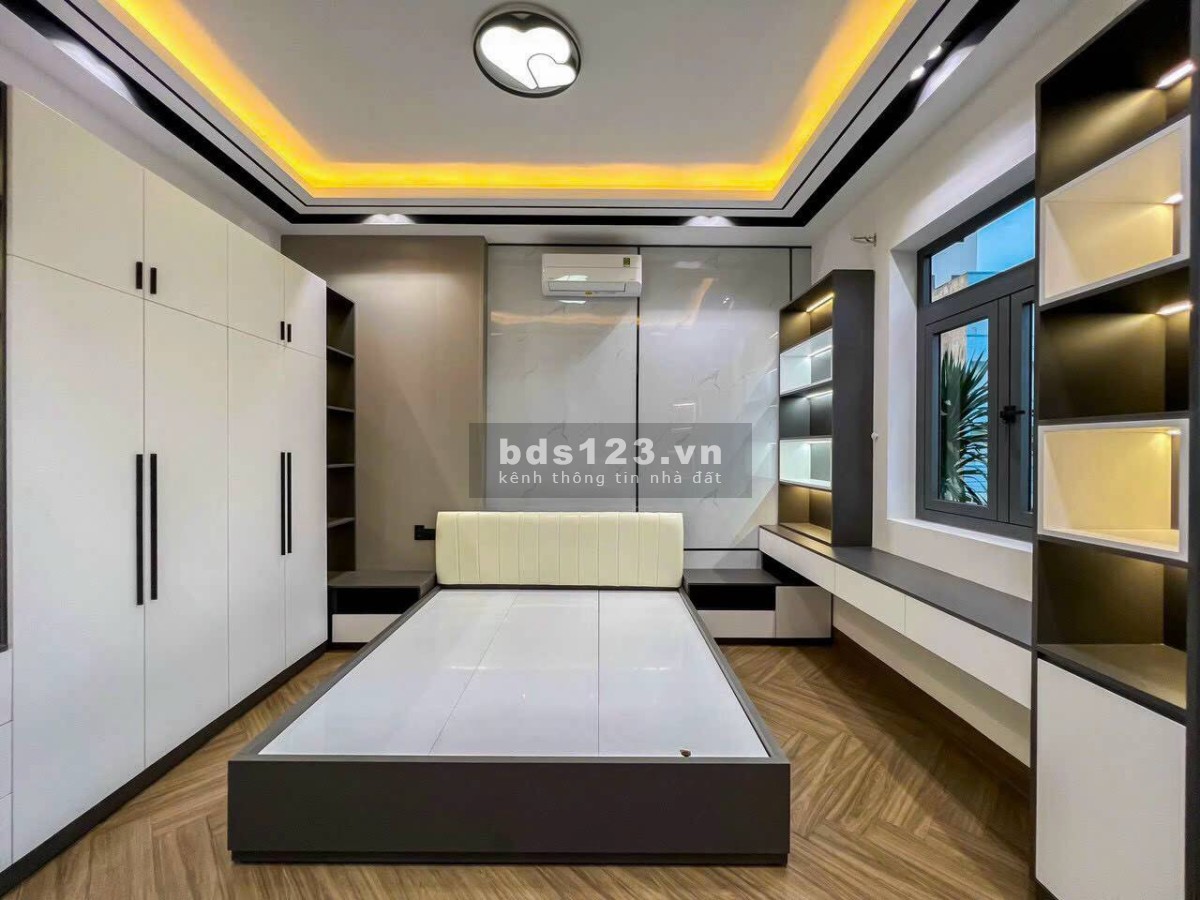 Bán nhà đẹp thiết kế hiện đại, liền kề trung tâm Thủ…