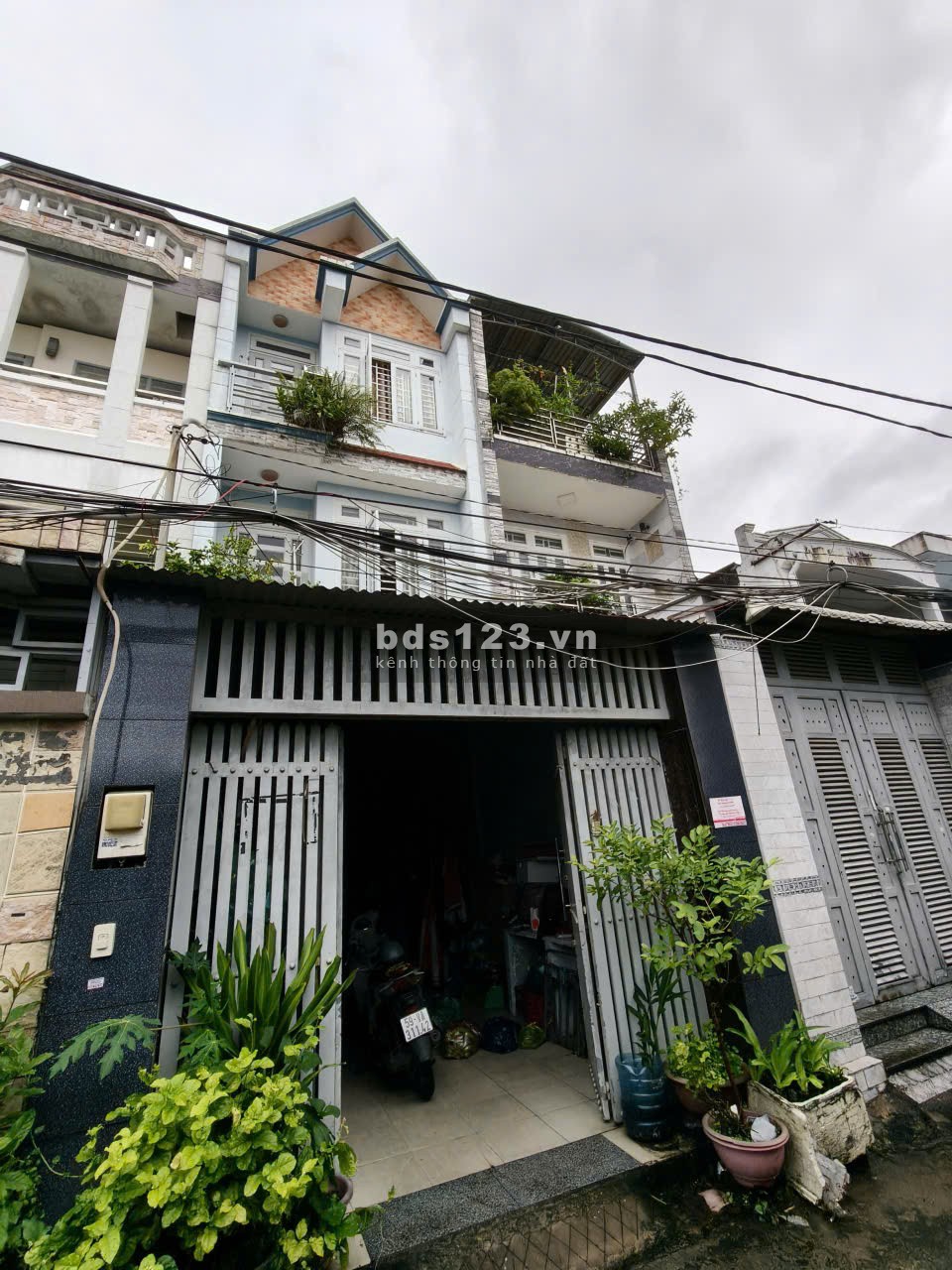 HXH 1 trục Nguyễn Văn Khối P9 GV 4x15 BTCT 3 tầng