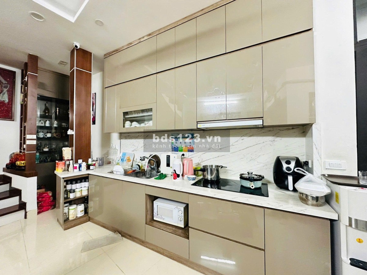 Yên Hòa - Ô tô vào nhà - Dân xây mới chắc chắn - 3 bước ra…