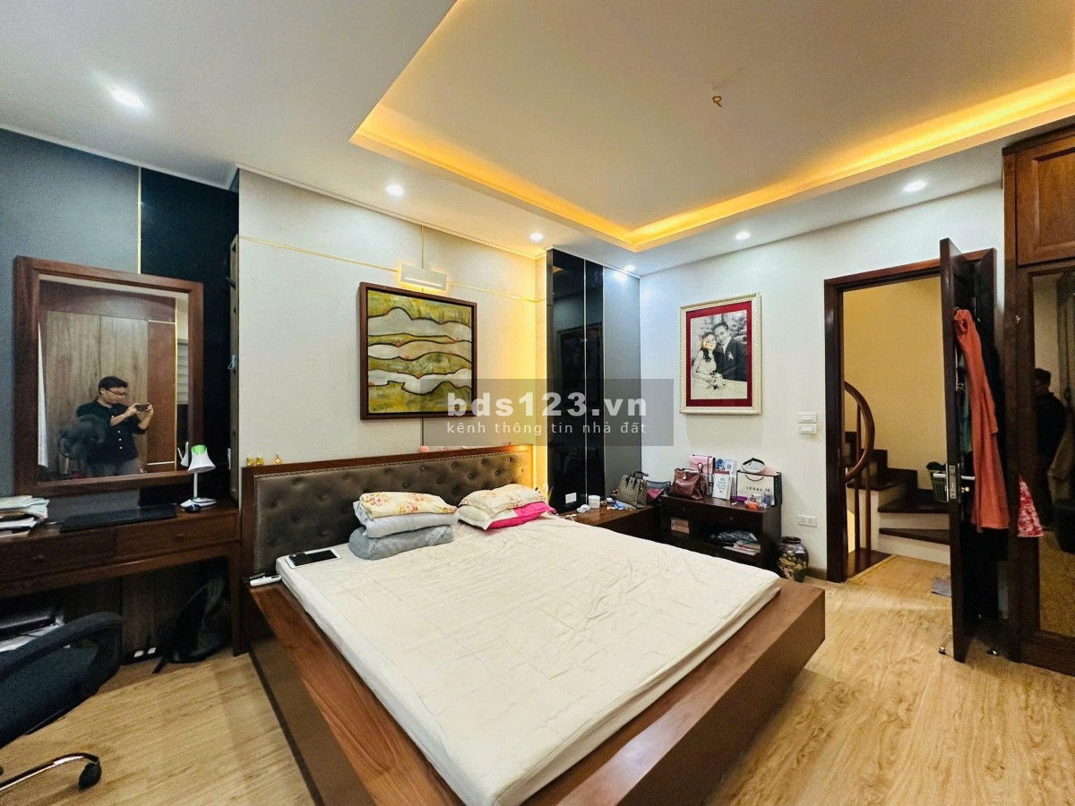 Yên Hòa - Ô tô vào nhà - Dân xây mới chắc chắn - 3 bước ra…