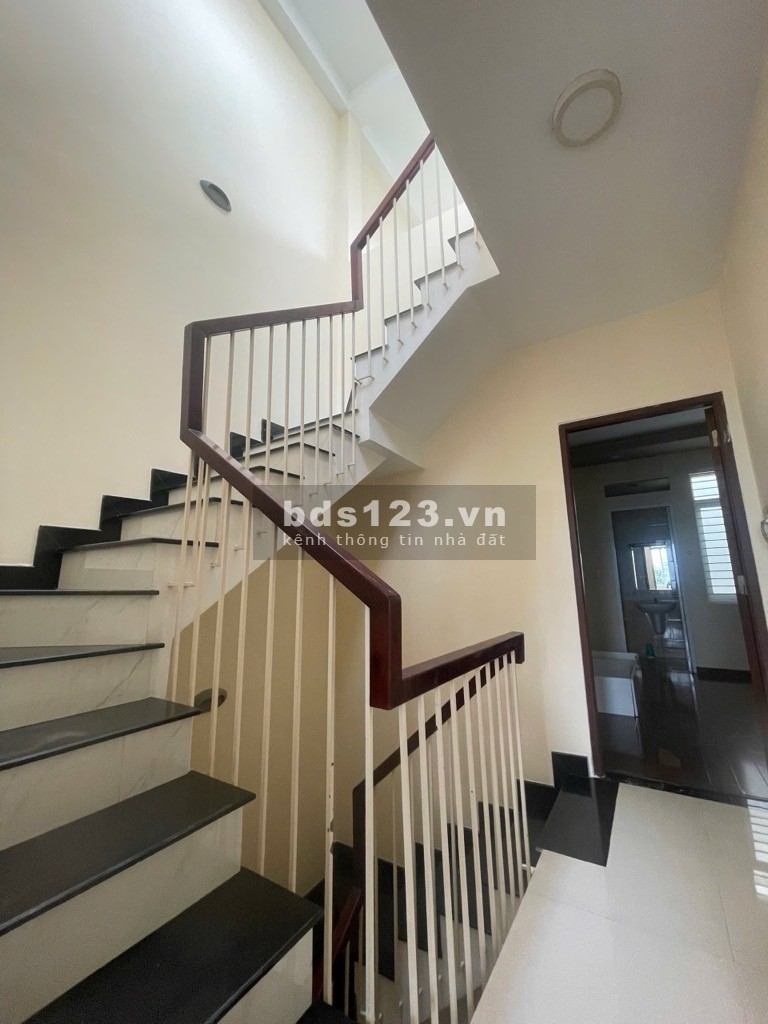 Nhà đẹp 5 tầng hẻm thông Nguyễn Văn Trỗi - Phú Nhuận tiện…