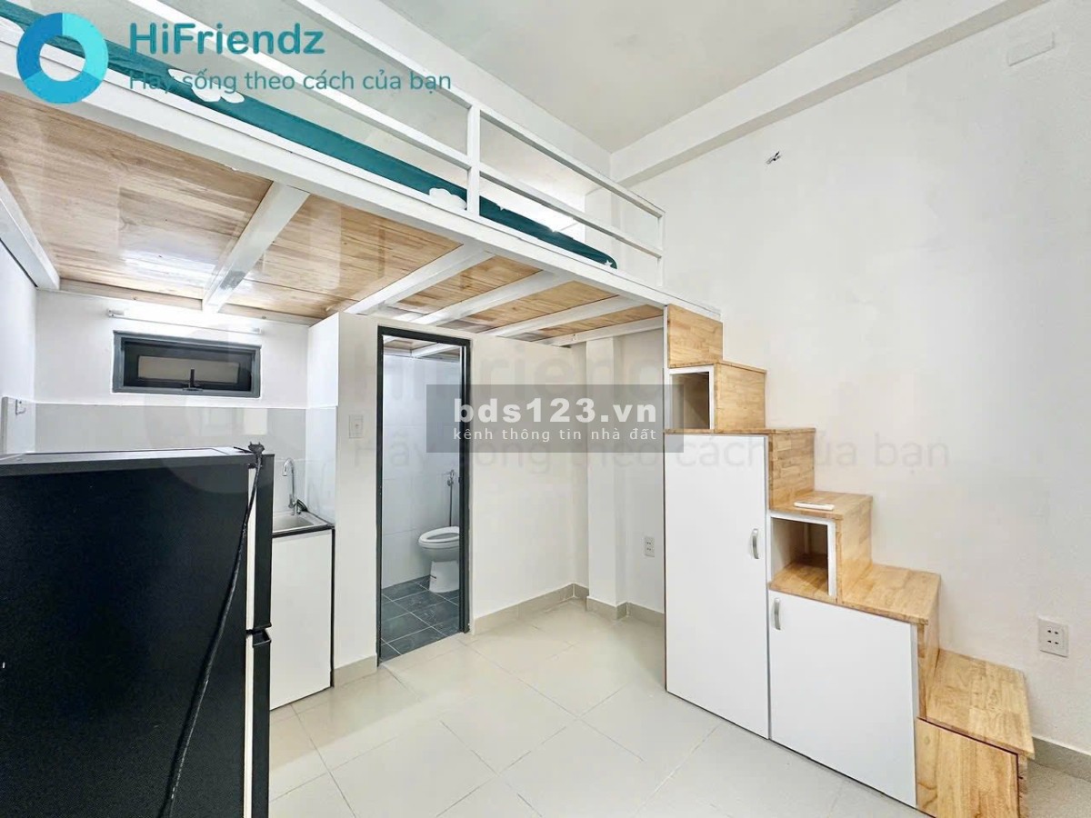 Phòng Duplex đủ nội thất đi bộ qua ĐH Hutech, Ngoại Thươg…