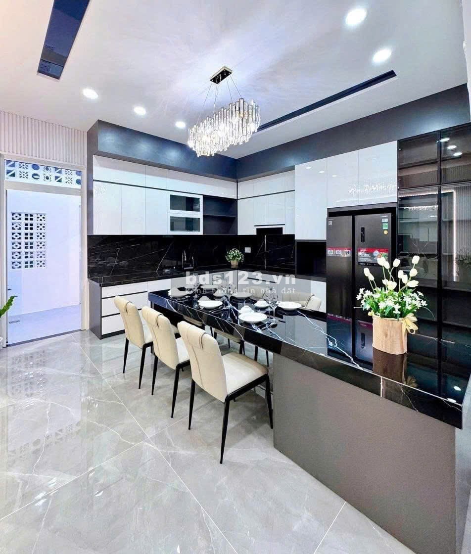 Nhà ngộp cần ra nhanh , 120m2, 3PN, 4WC, pháp lý đầy đủ, Q…