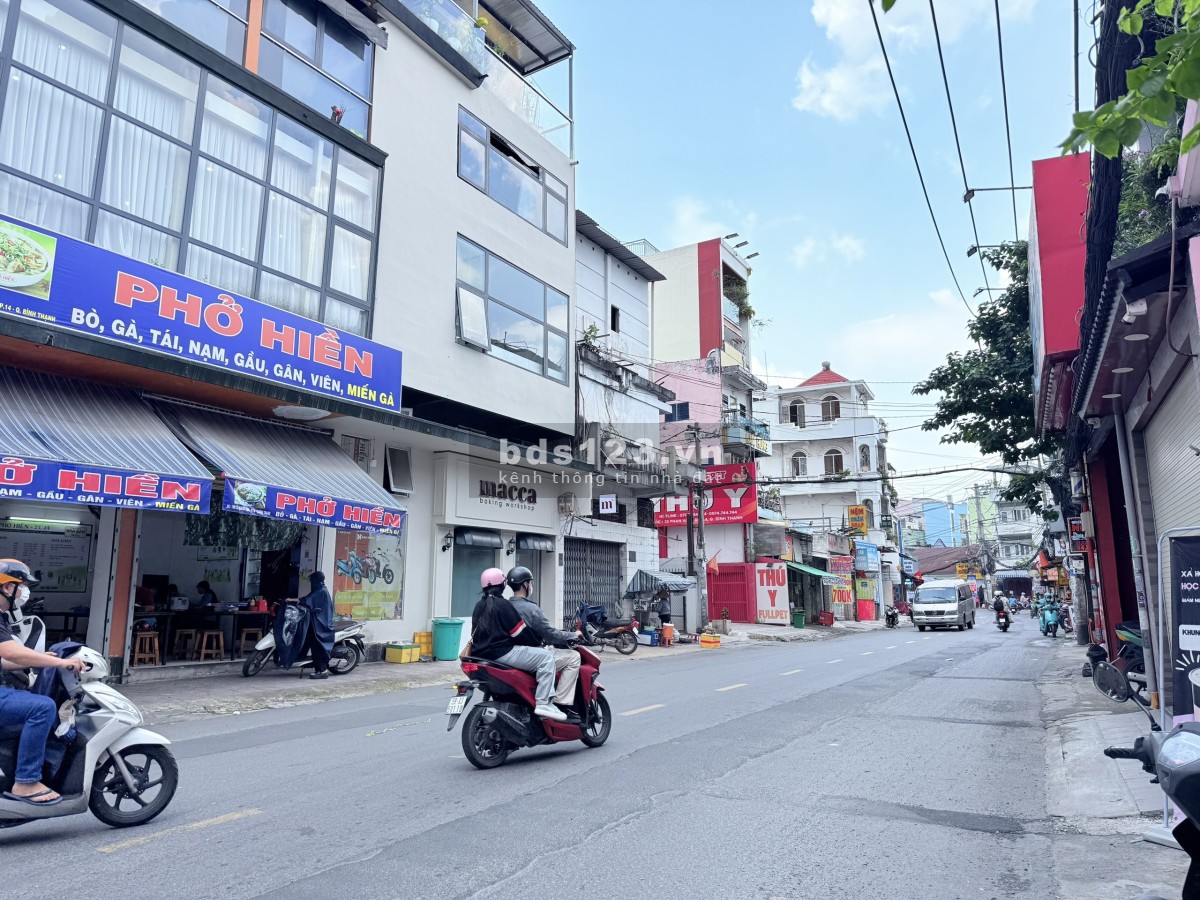 Bán Toà Nhà CHDV - BTCT 4 Tầng - 4,4 x 22m - Hẻm Oto - DT 108 Triệu…