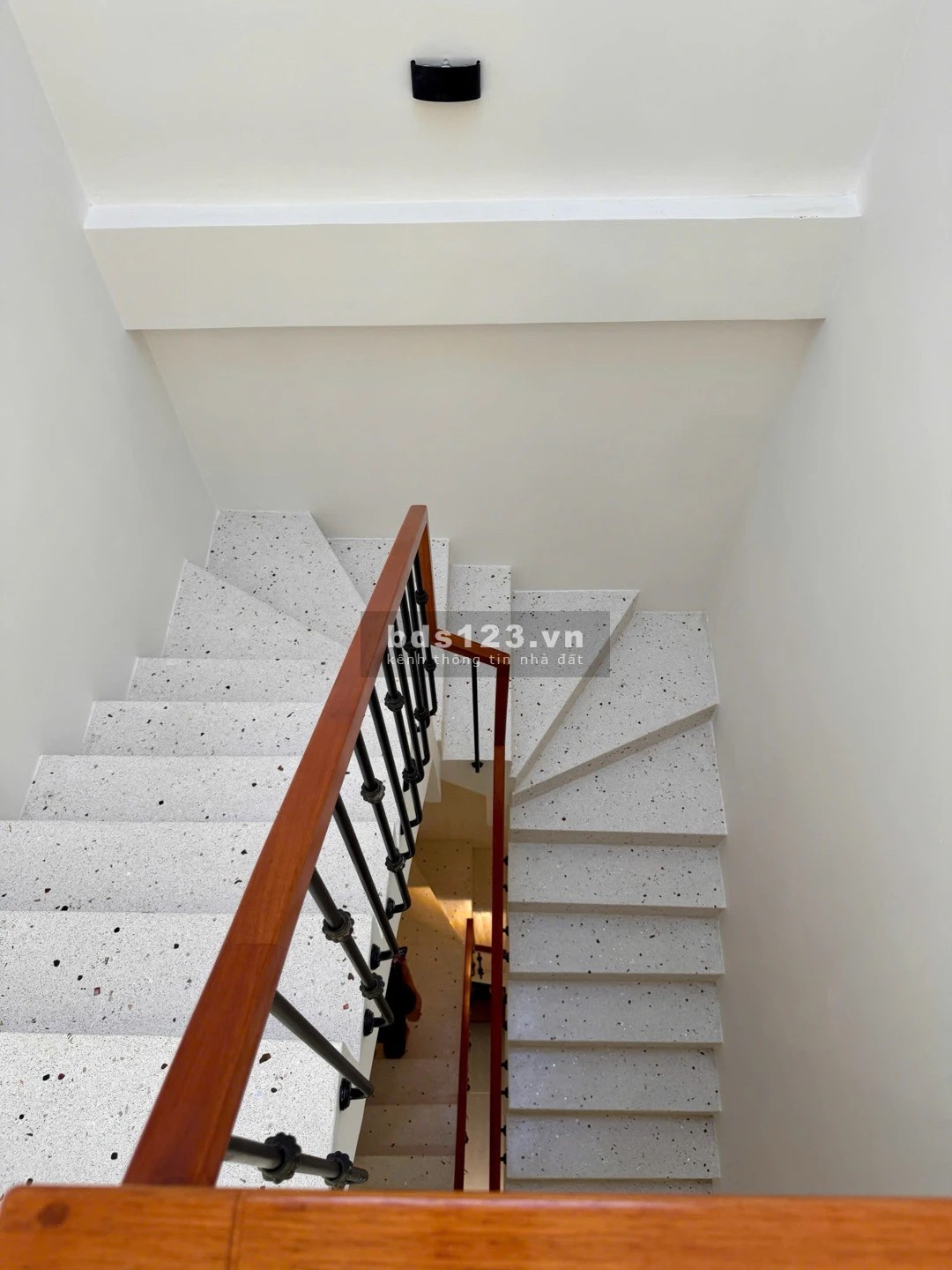 Nhà đẹp 3 tầng Ông Ích Khiêm, Đất đẹp, nở hậu - Giá 5,X…