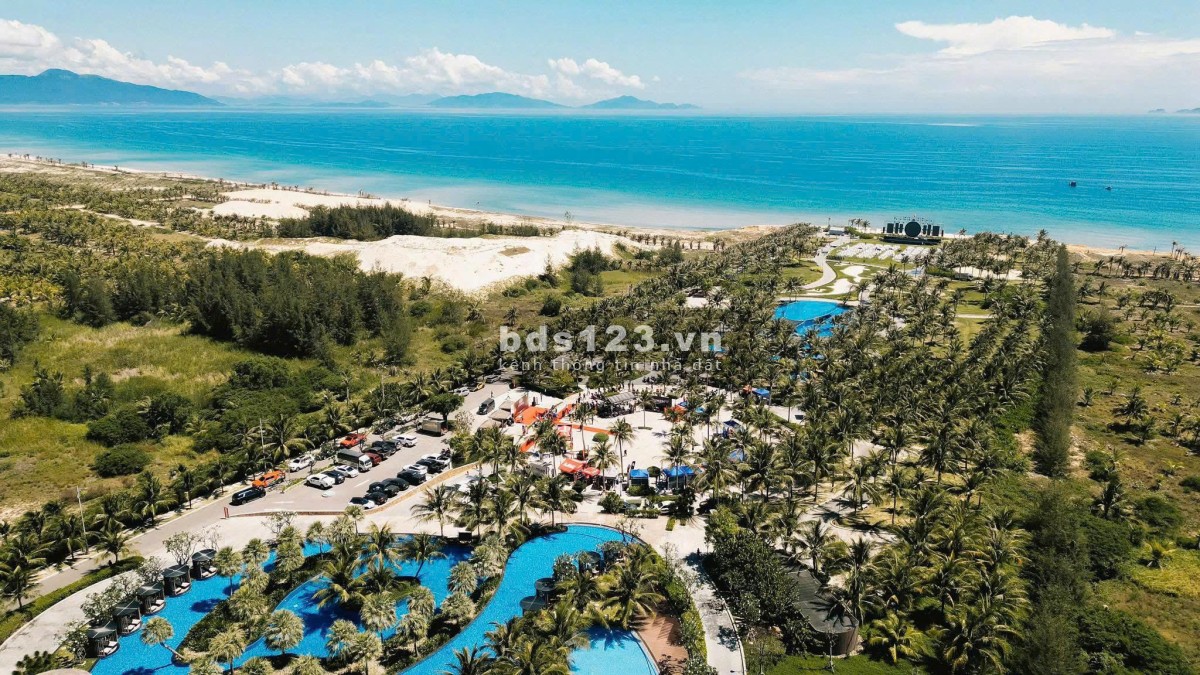 Bán biệt thự Wyndham Cam Ranh 4PN, view golf - Biển giá 27.5 tỷ LH 0917 678 685.