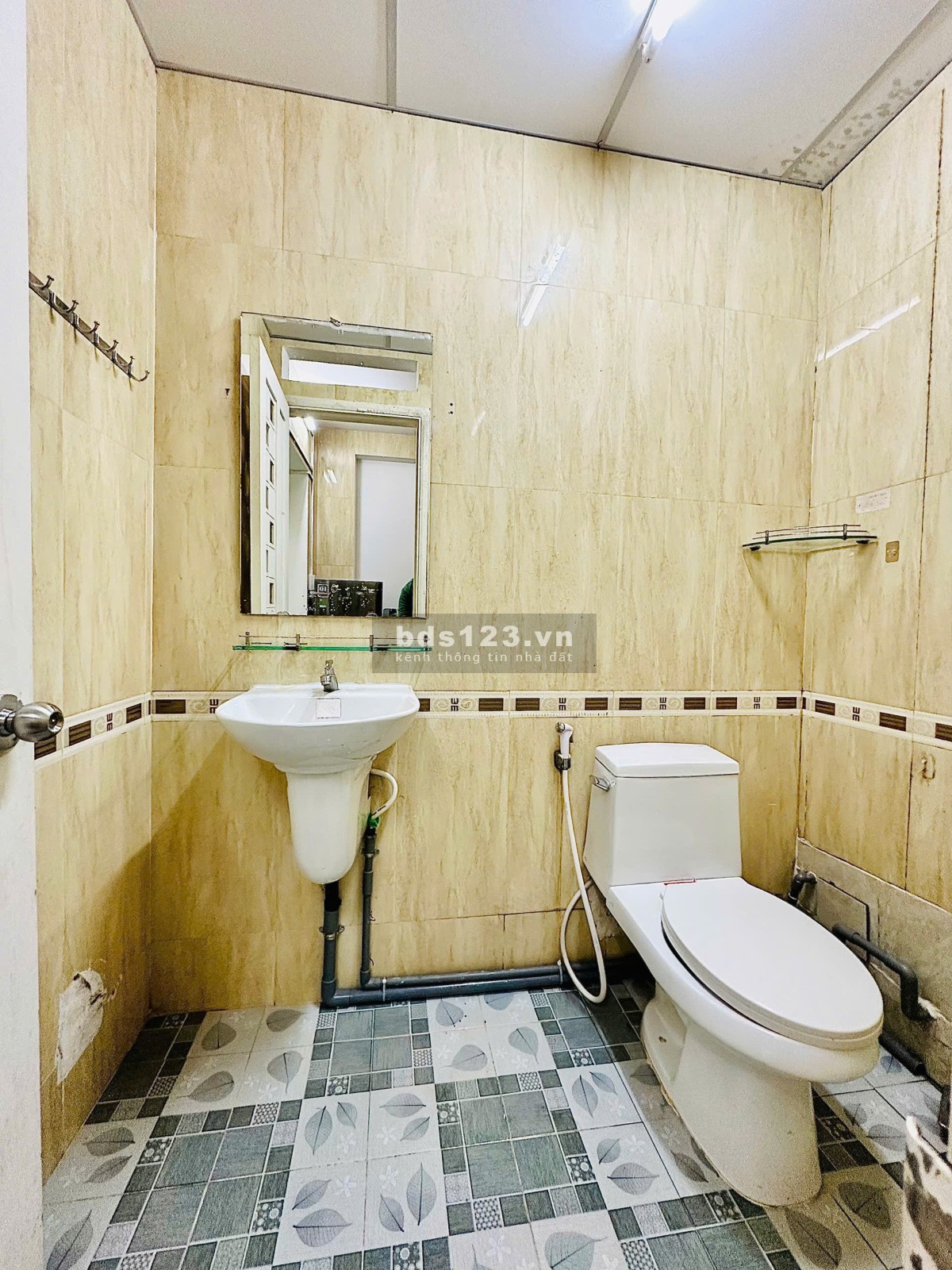 Phòng căn hộ đủ nội thất siêu đẹp - 71 Hồ Bá Kiện Q.10…