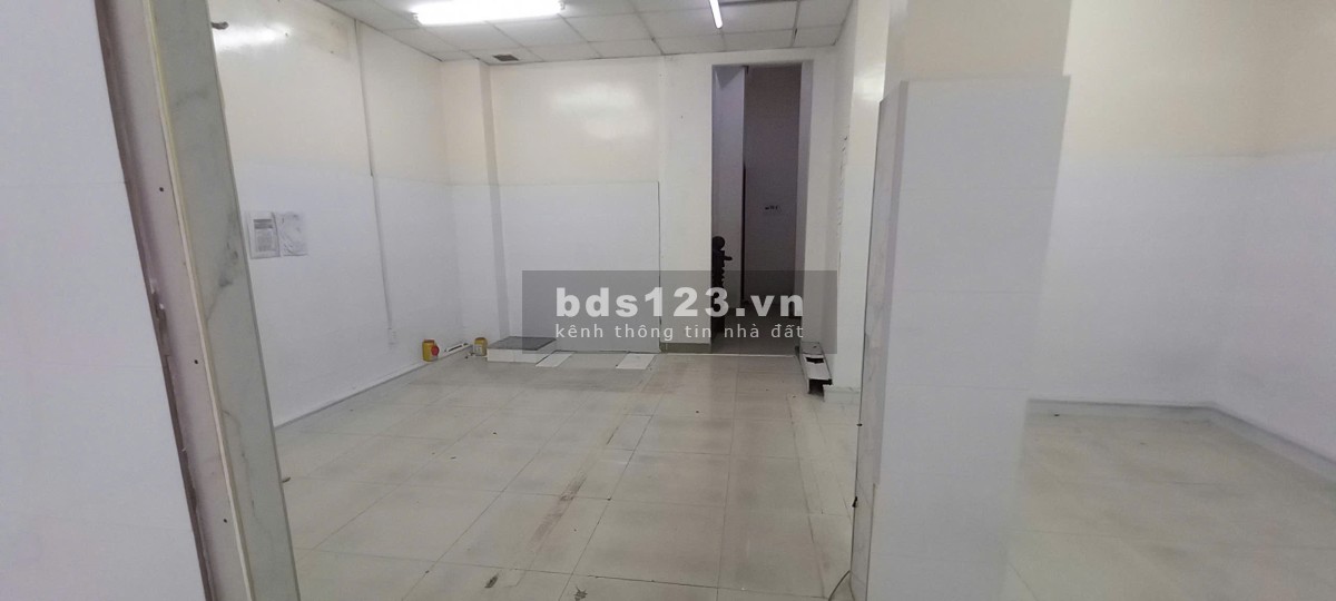Chính chủ cho thuê mặt bằng 135m² – Ngay Tỉnh Lộ 10, Bình Tân.