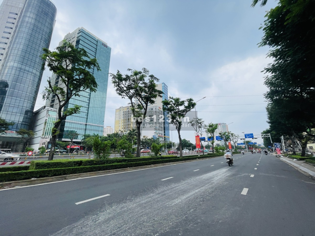 Bán Nhà Hẻm 135 Nguyễn Cửu Vân - 70m2 - Hẻm Oto Thông - 6 PN -…