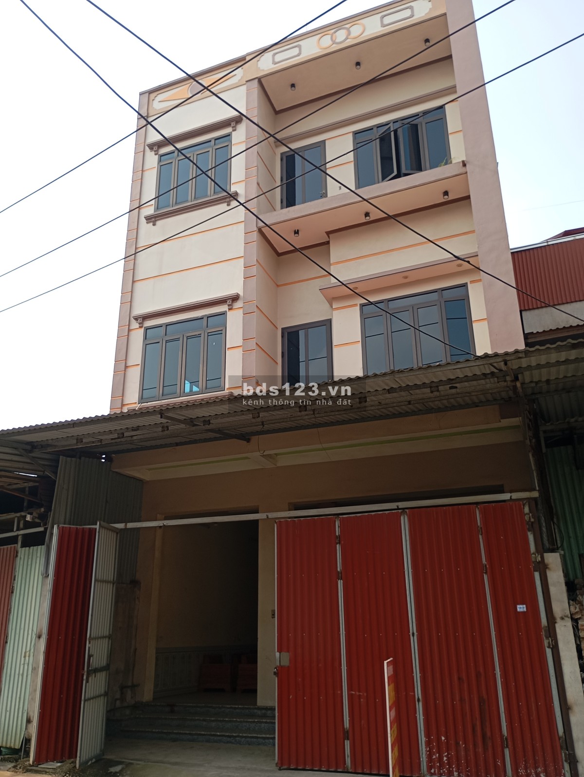 Bán nhà 3 tầng tại Yên Phong gần Thị trấn Chờ