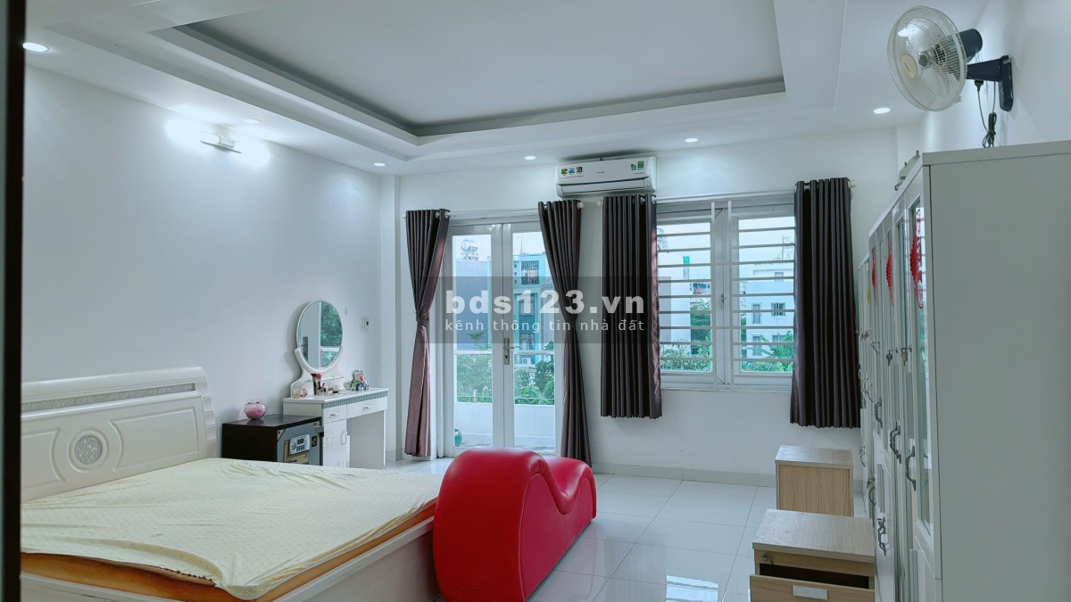 Cần cho thuê Nhà Nguyên Căn 3 Lầu có FULL nội thất Như Hình…
