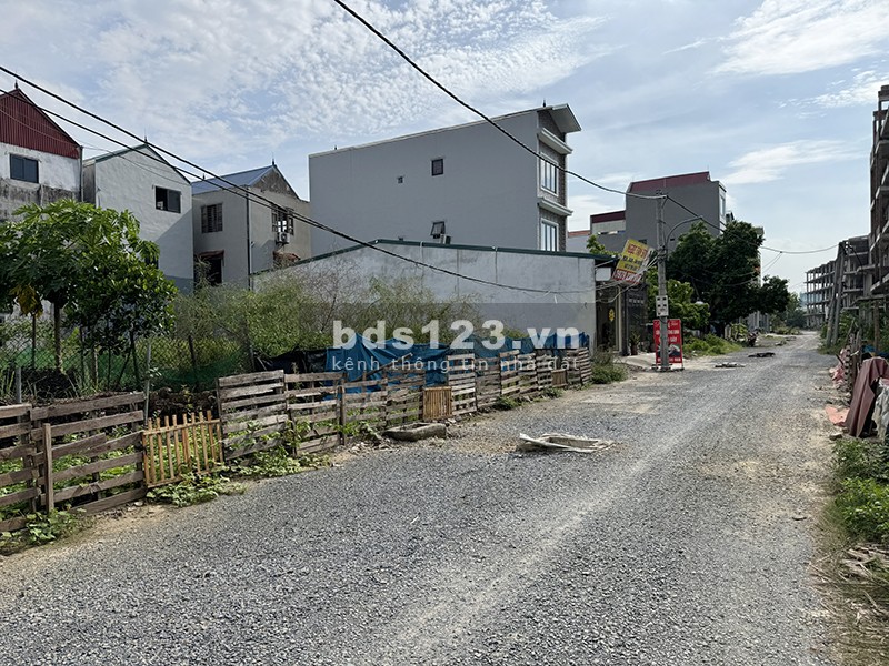 Cần bán 50m2 đất TDP Kiên Thành. View dự án Shophouse TQ5, Trâu…