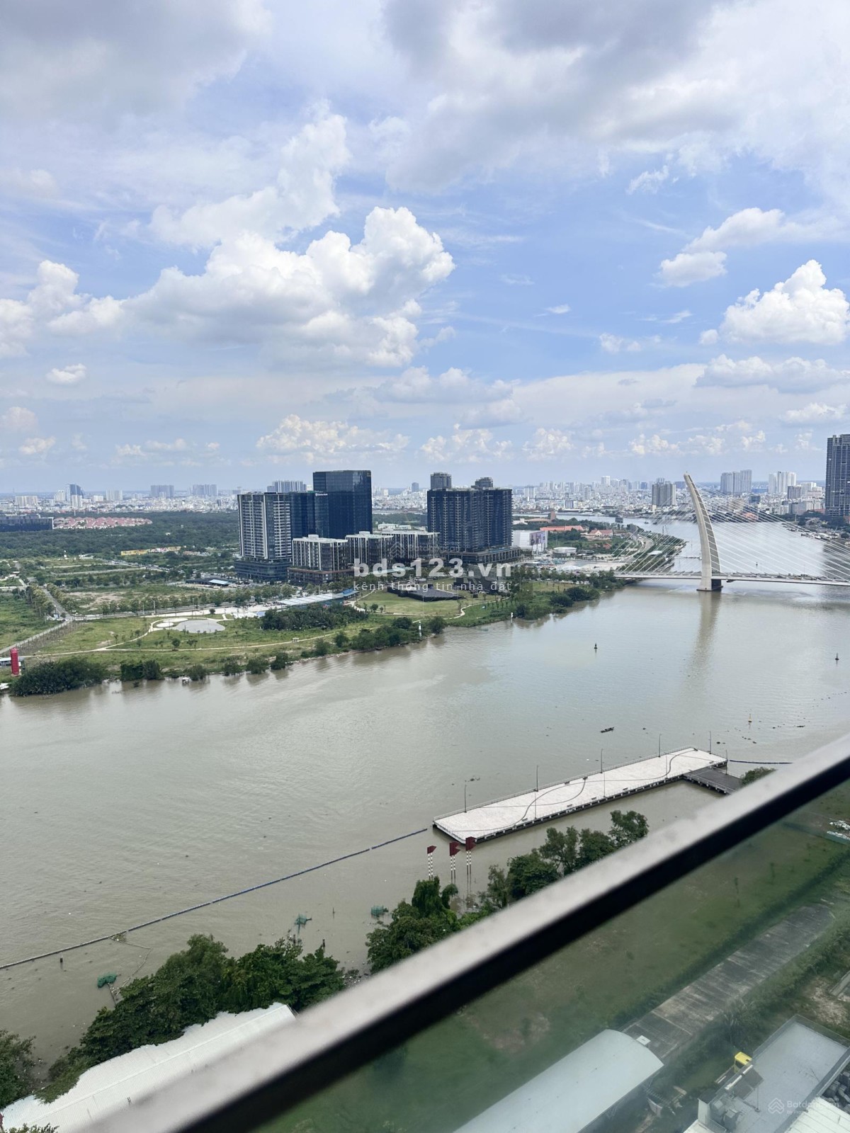 Chính Chủ Bán Nhanh Vinhomes Golden River - 3PN |View Sông 118,5m Full…